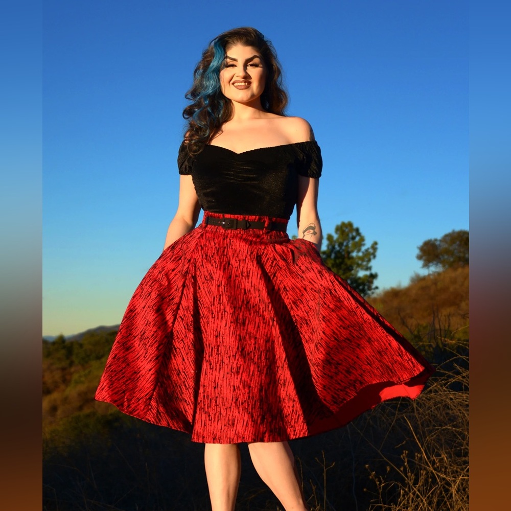 PUG - Doris swing skirt in red flocked Cotten sateen
